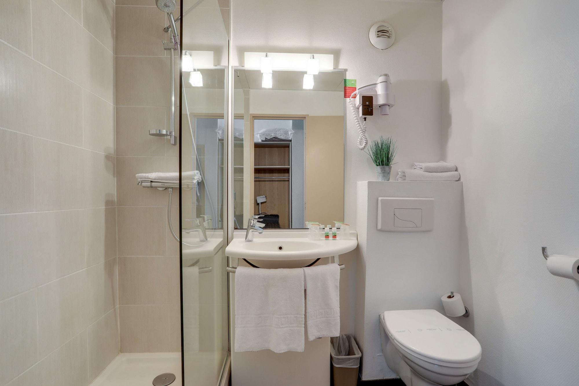 Hotel Chagnot Лил Екстериор снимка