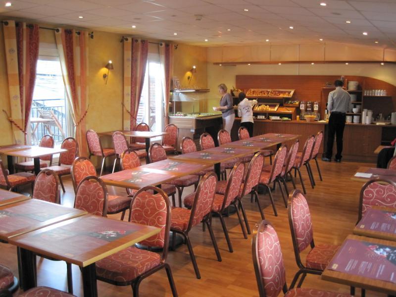 Hotel Chagnot Лил Екстериор снимка